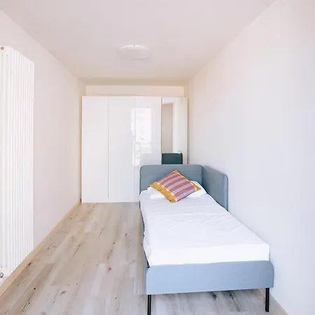 - Piazza Chanoux Αόστα