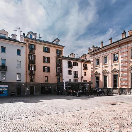 - Piazza Chanoux Appartamento Aosta